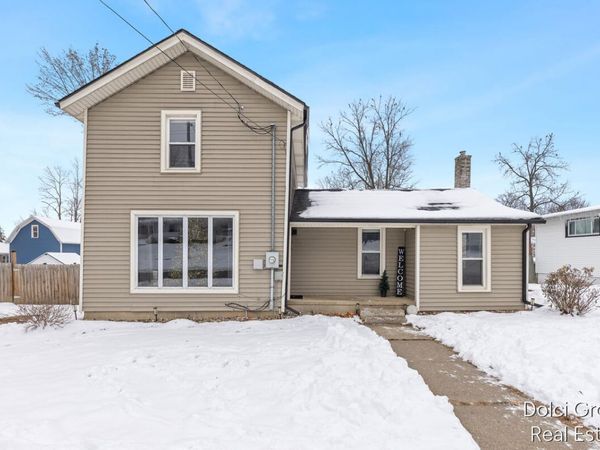 73 Mill Street, Saranac, MI 48881