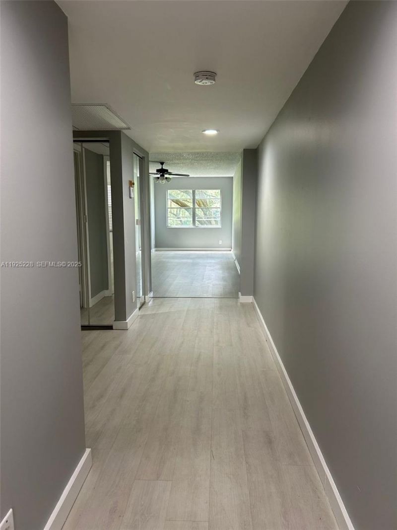 1000 SW 125th Ave, Unit 214N, Pembroke Pines, FL 33027 Photo