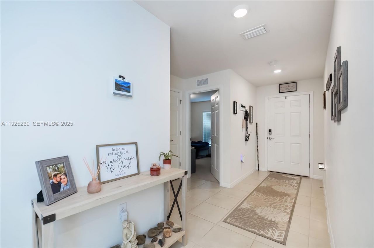 6058 S Moss Circle, La Belle, FL 33935 Photo