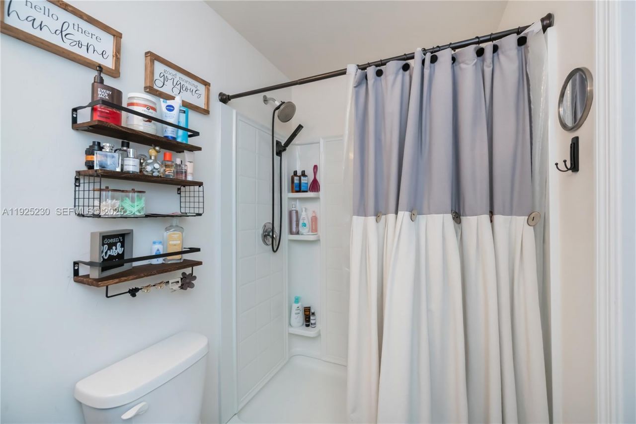 6058 S Moss Circle, La Belle, FL 33935 Photo