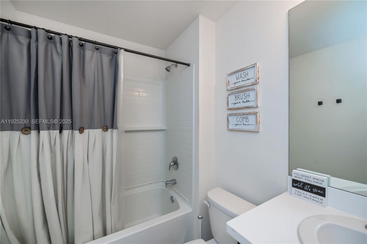 6058 S Moss Circle, La Belle, FL 33935 Photo