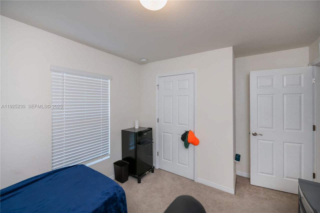 6058 S Moss Circle, La Belle, FL 33935 Photo