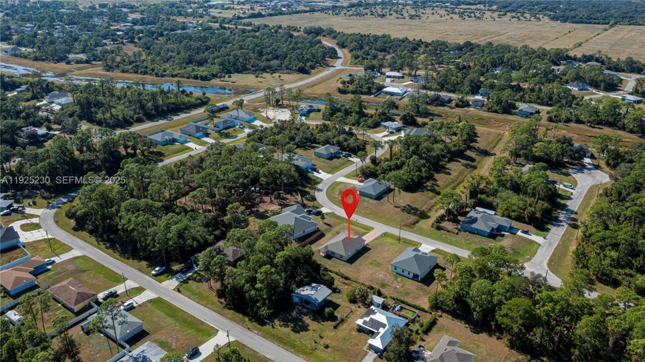 6058 S Moss Circle, La Belle, FL 33935 Photo