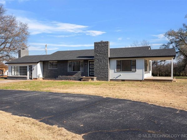 1505 East Street SW, Miami, OK 74354
