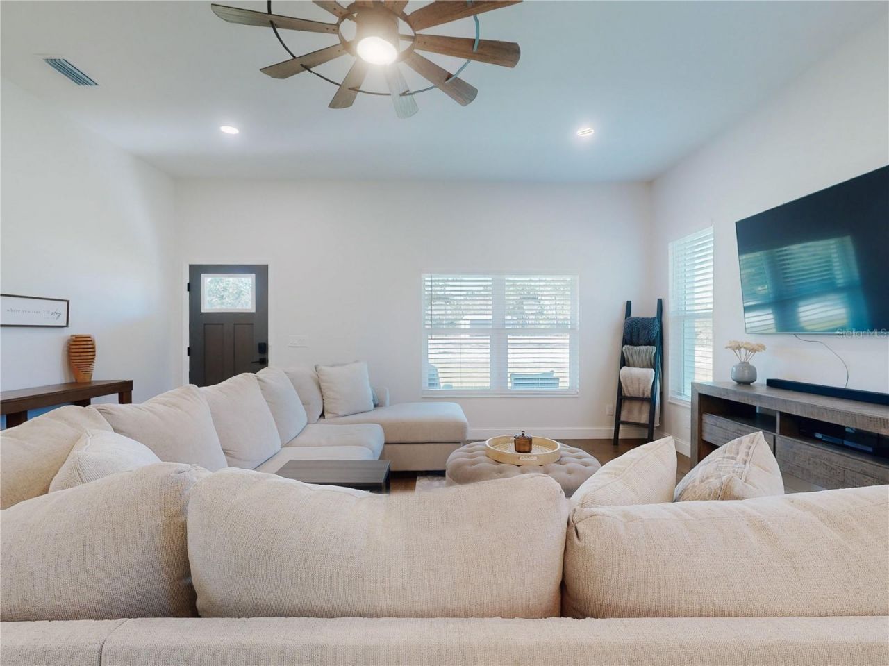 4275 Beacon Light Road, Edgewater, FL 32141 Photo