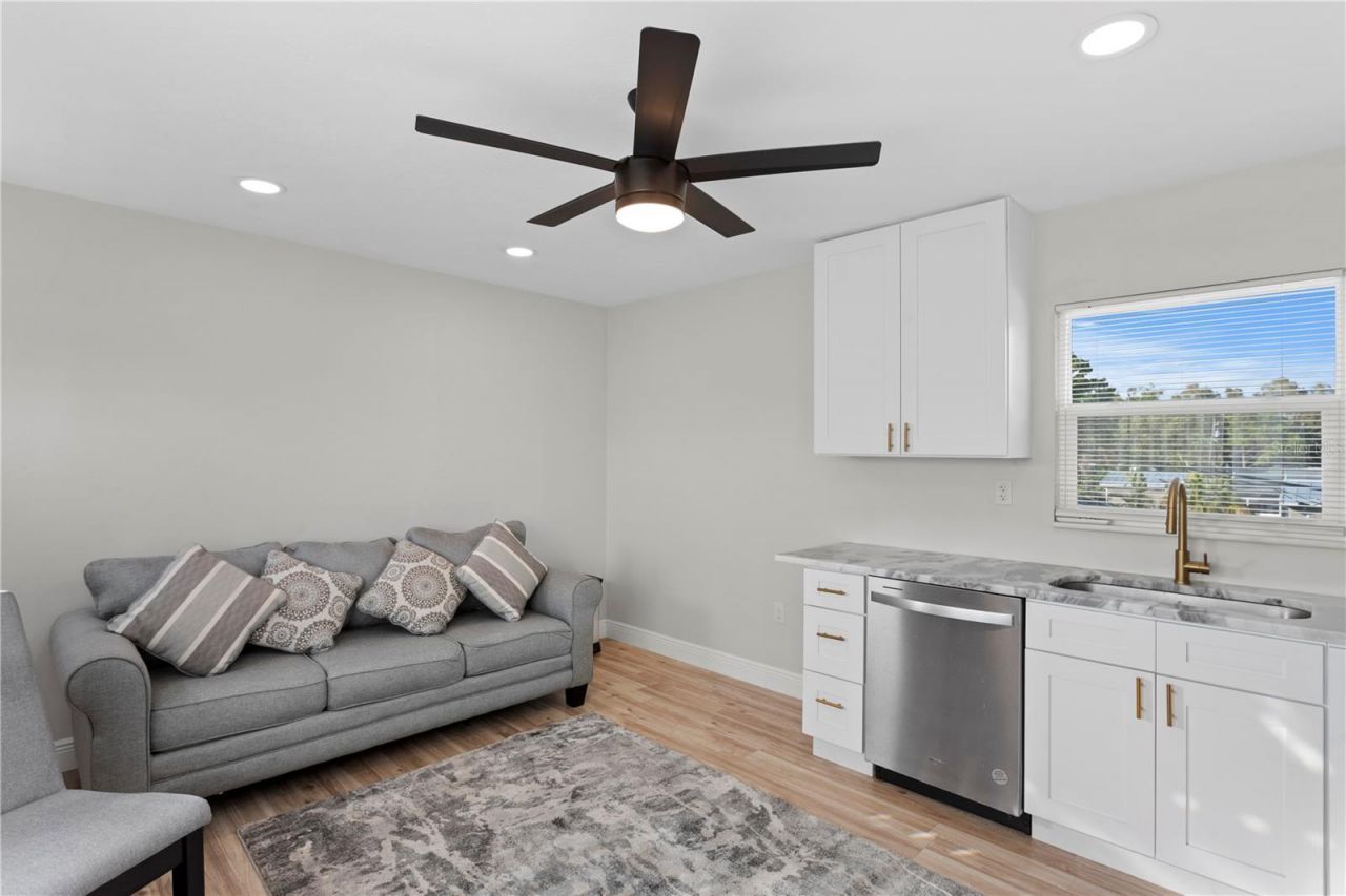 6660 17th Street N, Saint Petersburg, FL 33702 Photo