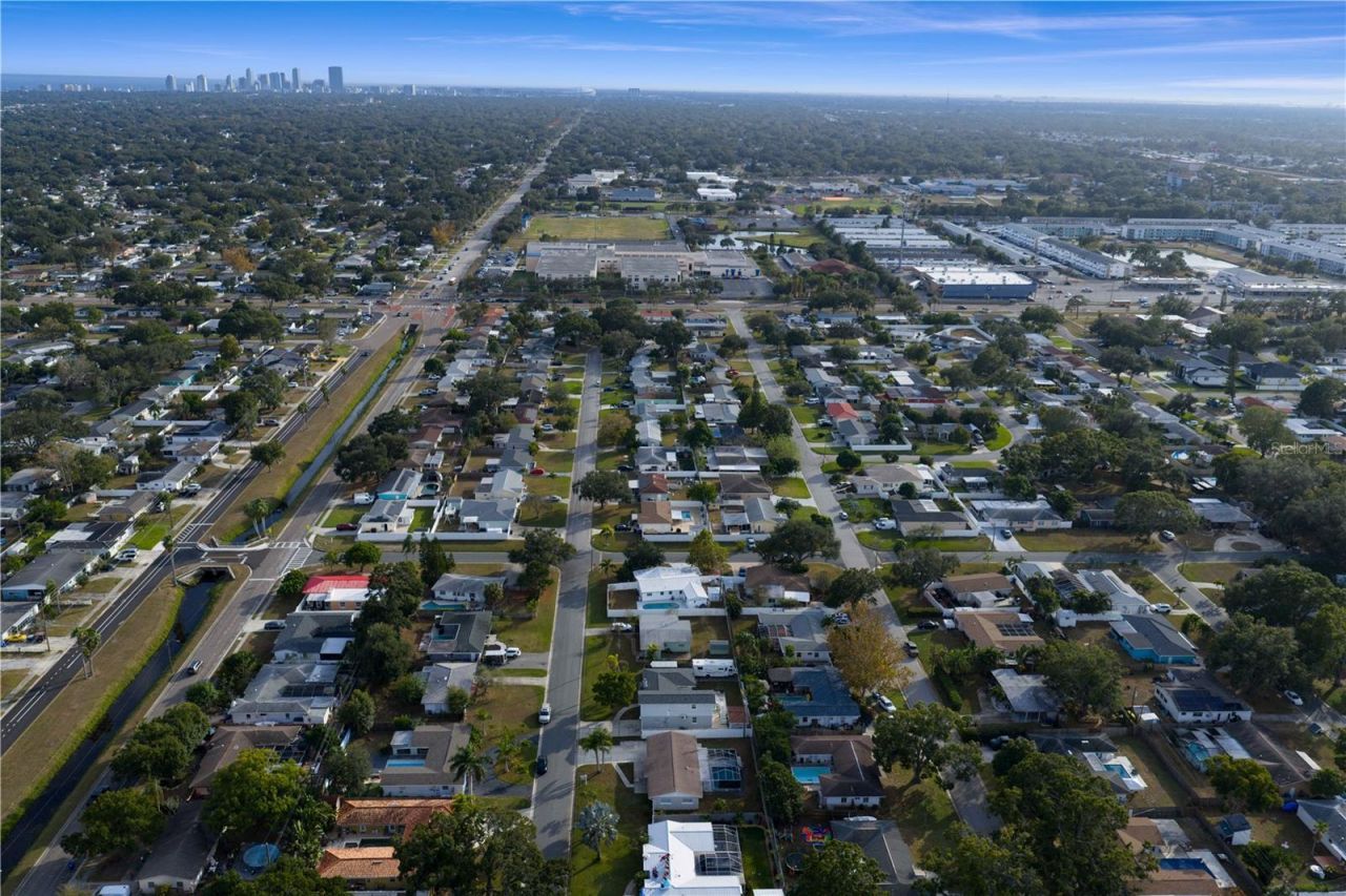 6660 17th Street N, Saint Petersburg, FL 33702 Photo