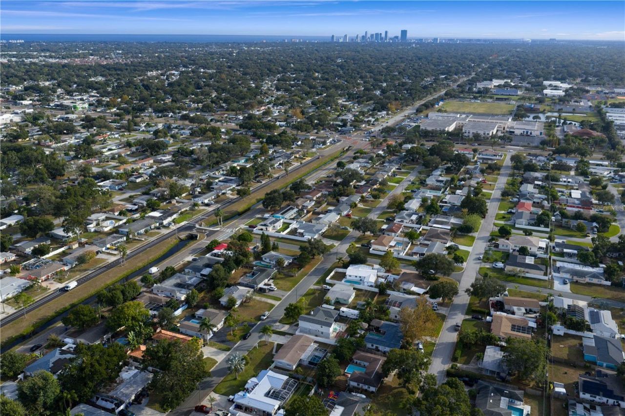 6660 17th Street N, Saint Petersburg, FL 33702 Photo