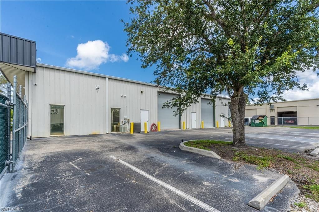 4491 Mercantile Ave, Naples, FL 34104 Photo