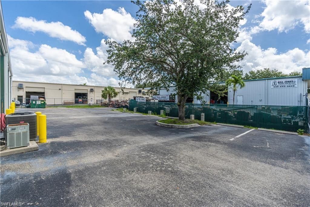 4491 Mercantile Ave, Naples, FL 34104 Photo