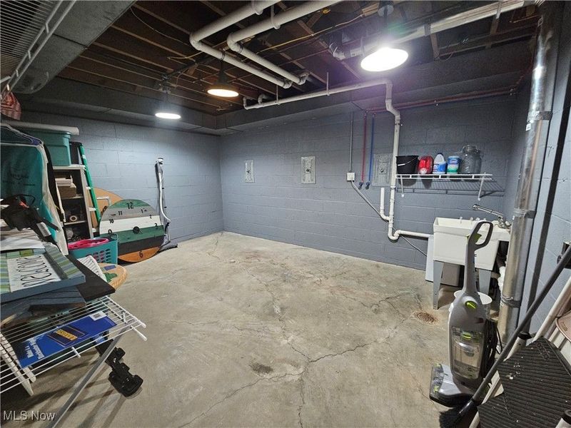 885 Sheridan Road, Coshocton, OH 43812 Photo 23