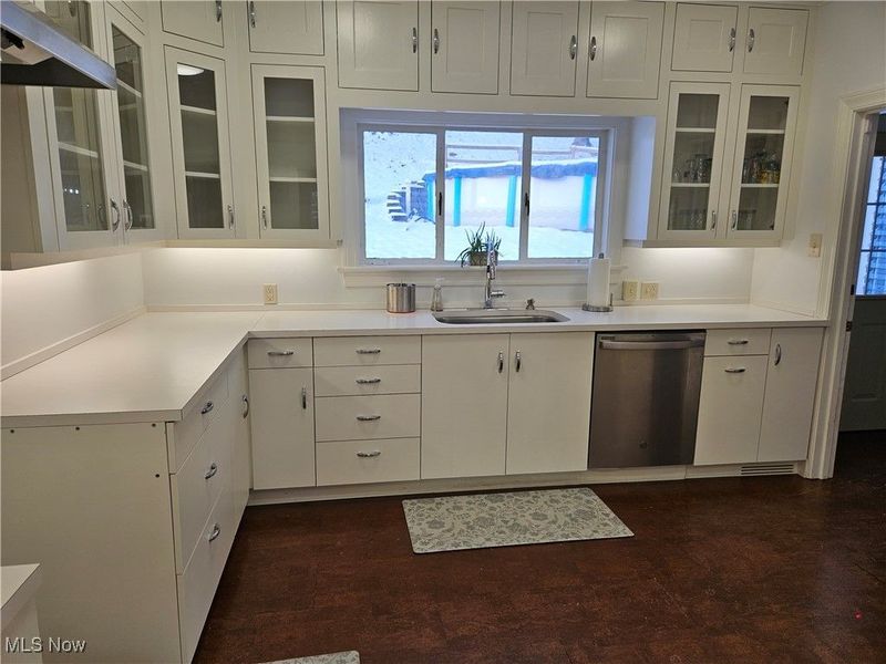 885 Sheridan Road, Coshocton, OH 43812 Photo 7