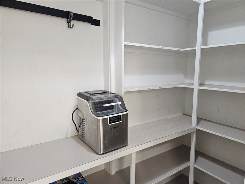 885 Sheridan Road, Coshocton, OH 43812 Photo 9