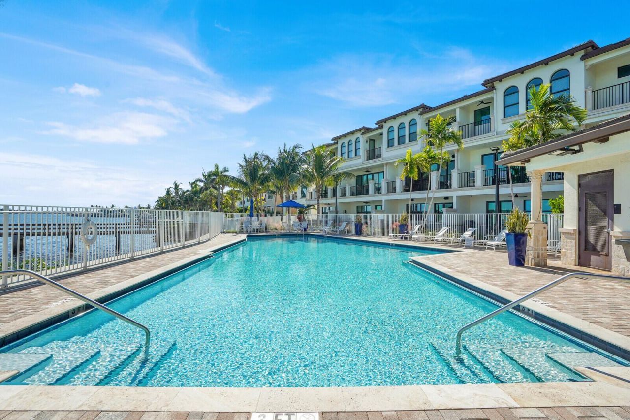 625 Windward Circle N, Boynton Beach, FL 33435 Photo