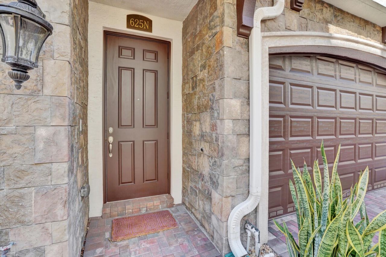 625 Windward Circle N, Boynton Beach, FL 33435 Photo