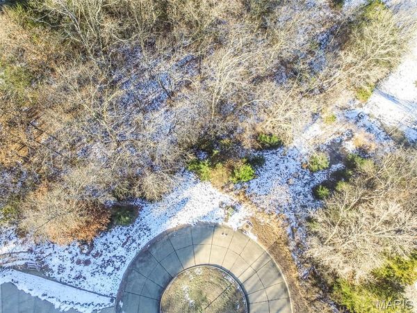 3 & 5 Broken Arrow Court, Byrnes Mill, MO 63025