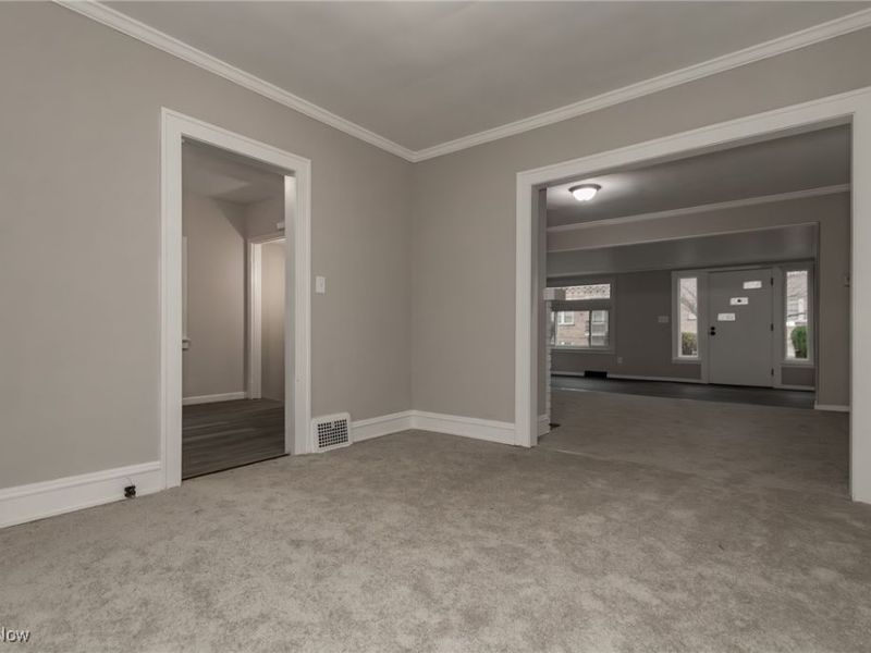 11005 Fidelity Avenue, Cleveland, OH 44111 Photo 12