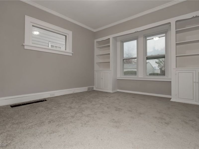 11005 Fidelity Avenue, Cleveland, OH 44111 Photo 13