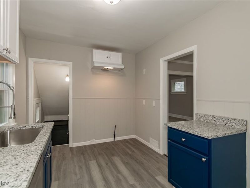 11005 Fidelity Avenue, Cleveland, OH 44111 Photo 17