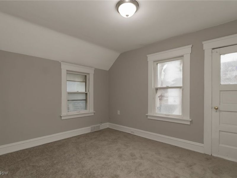 11005 Fidelity Avenue, Cleveland, OH 44111 Photo 19