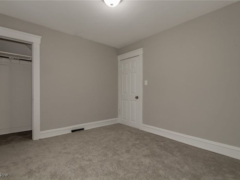 11005 Fidelity Avenue, Cleveland, OH 44111 Photo 21