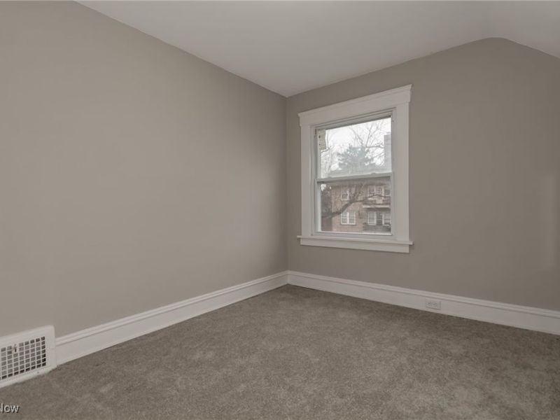 11005 Fidelity Avenue, Cleveland, OH 44111 Photo 24
