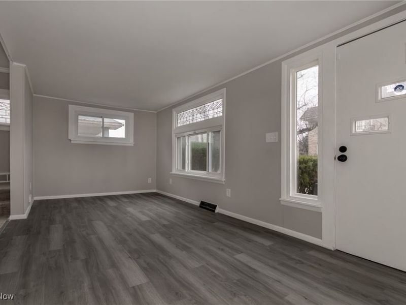 11005 Fidelity Avenue, Cleveland, OH 44111 Photo 4