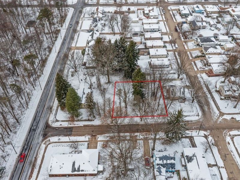 Burbank Avenue, Akron, OH 44305 Photo 9