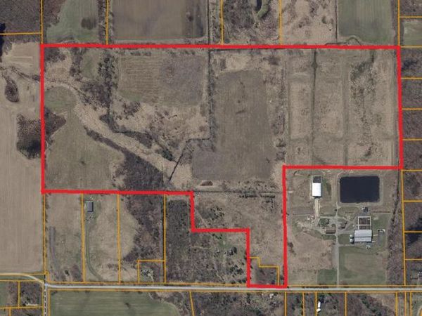 8521 Page Avenue, Jackson, MI 49201