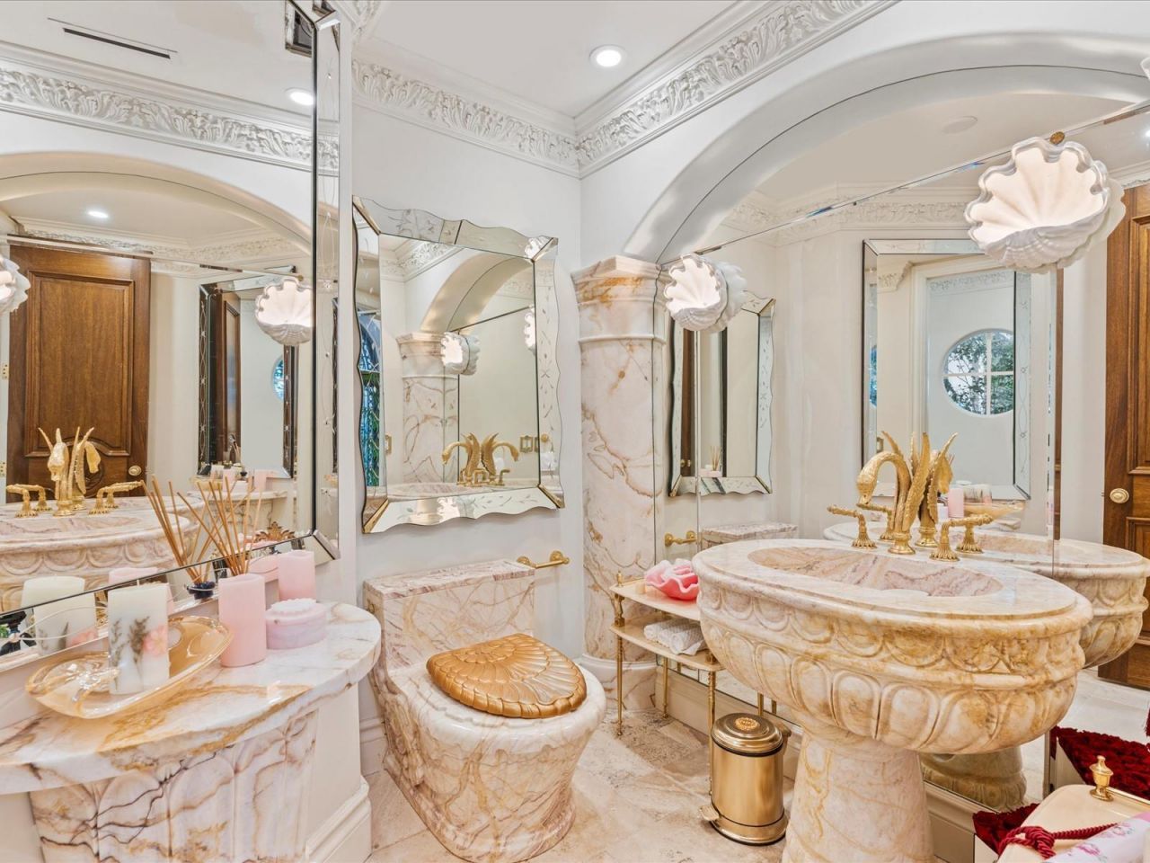 555 Ocean Blvd, Golden Beach, FL 33160 Photo