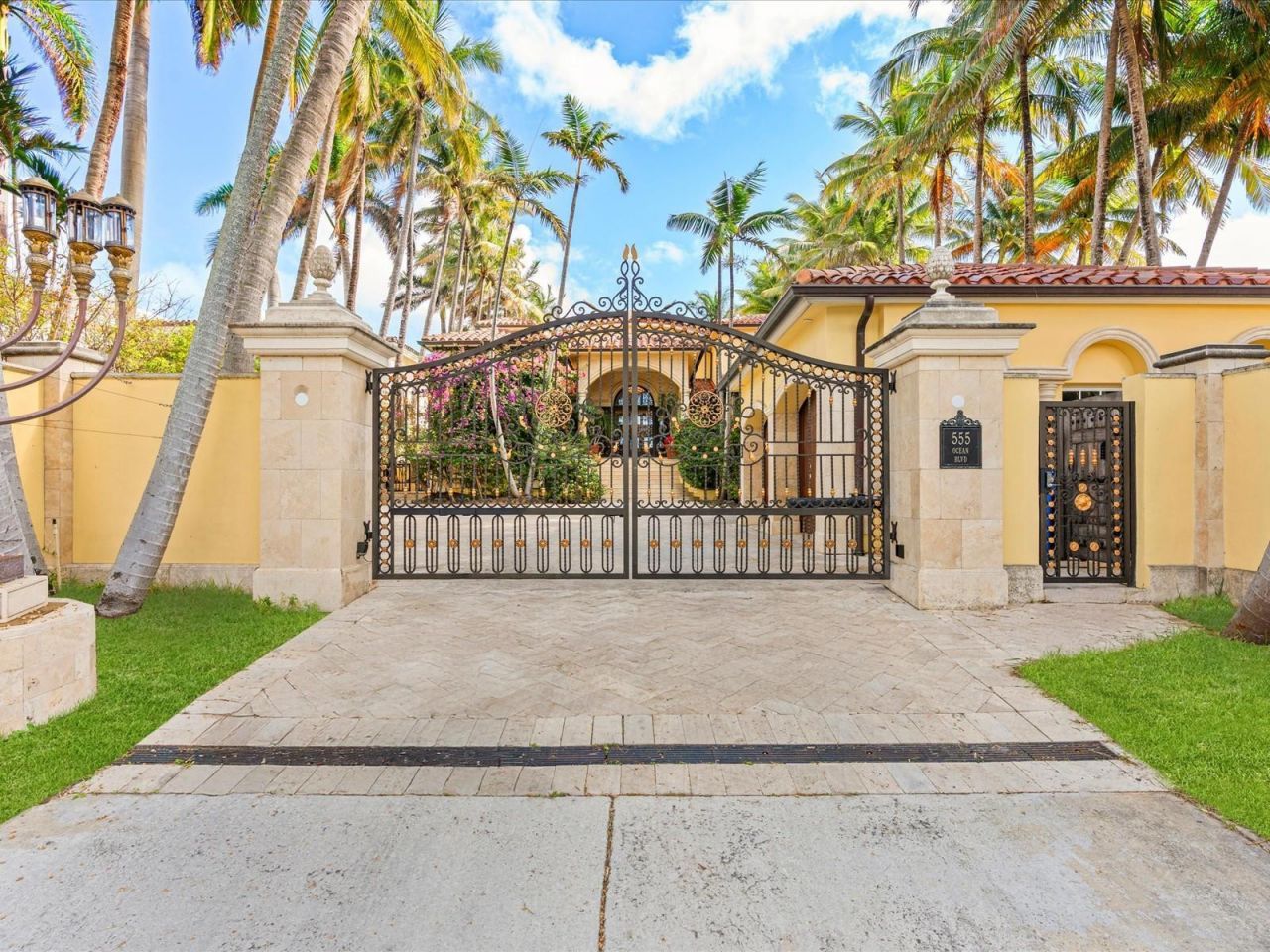 555 Ocean Boulevard, Golden Beach, FL 33160 Photo