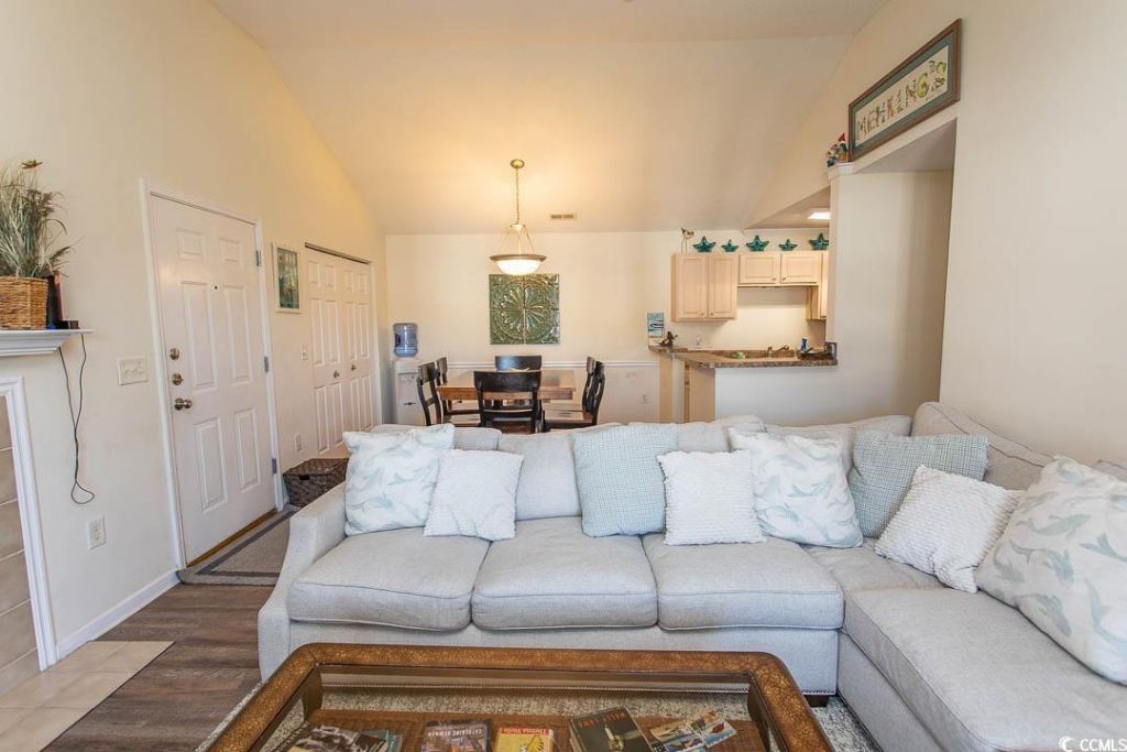 3756 Citation Way Photo 9