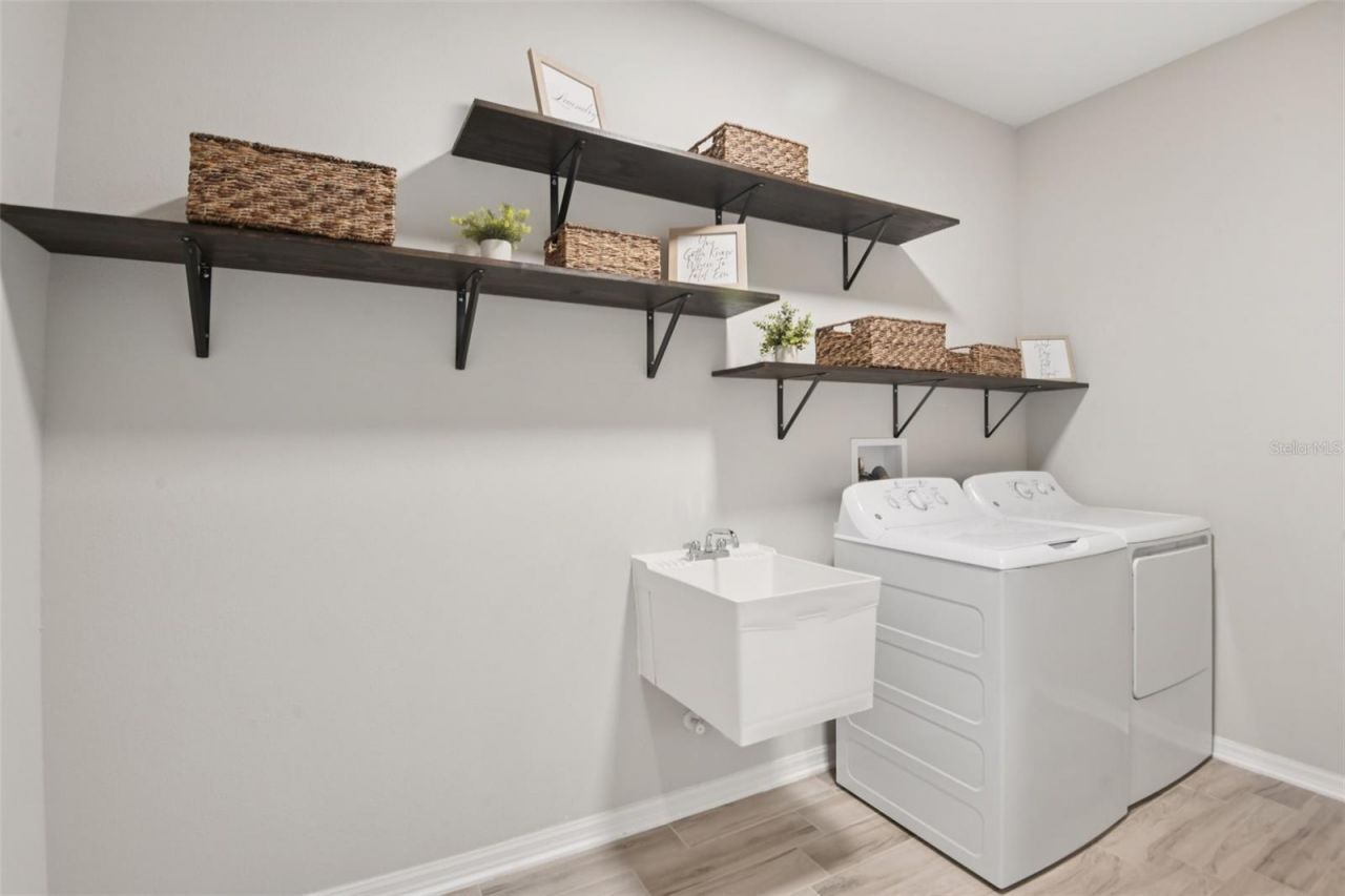 18537 Lafuente Court, Spring Hill, FL 34610 Photo