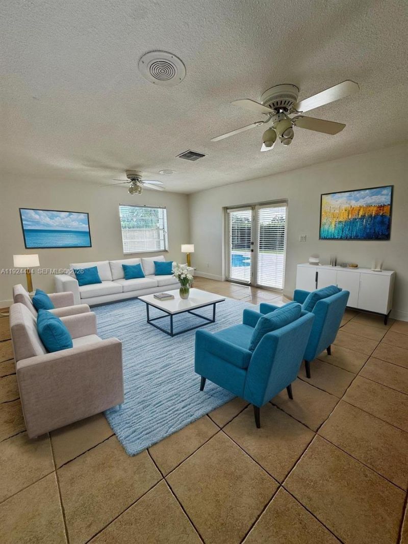 2911 SW 98th Ave, Miami, FL 33165 Photo