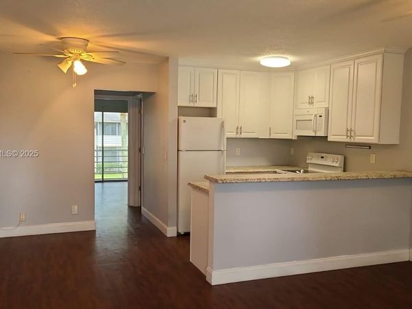 47 Waltham B, Unit 47, West Palm Beach, FL 33417