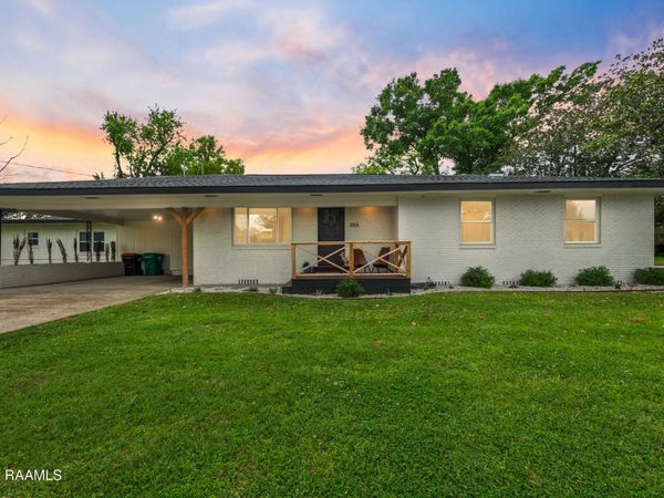 103 S Southlawn Drive, Lafayette, LA 70503