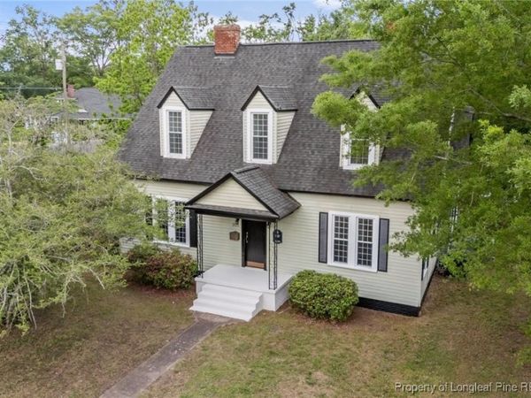 301 W Central Street, Maxton, NC 28364