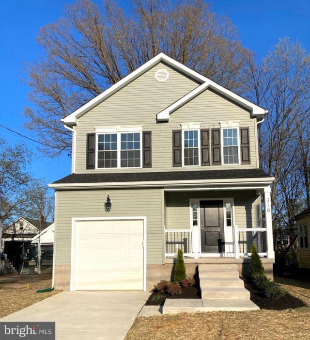 105 Vassar Ave, Stratford, NJ 08084 Main Photo