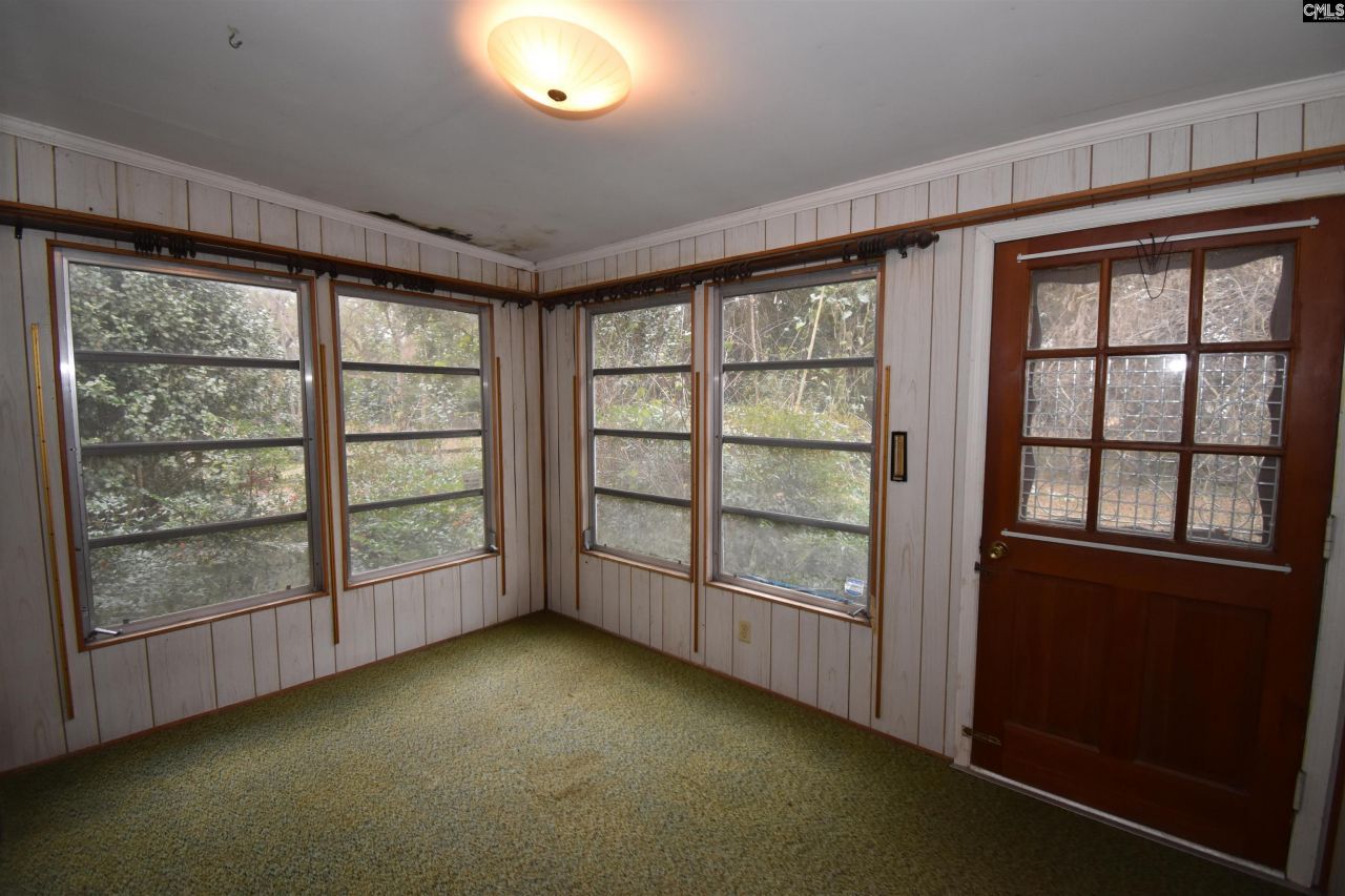 1917 Old Hopkins Road Photo 11