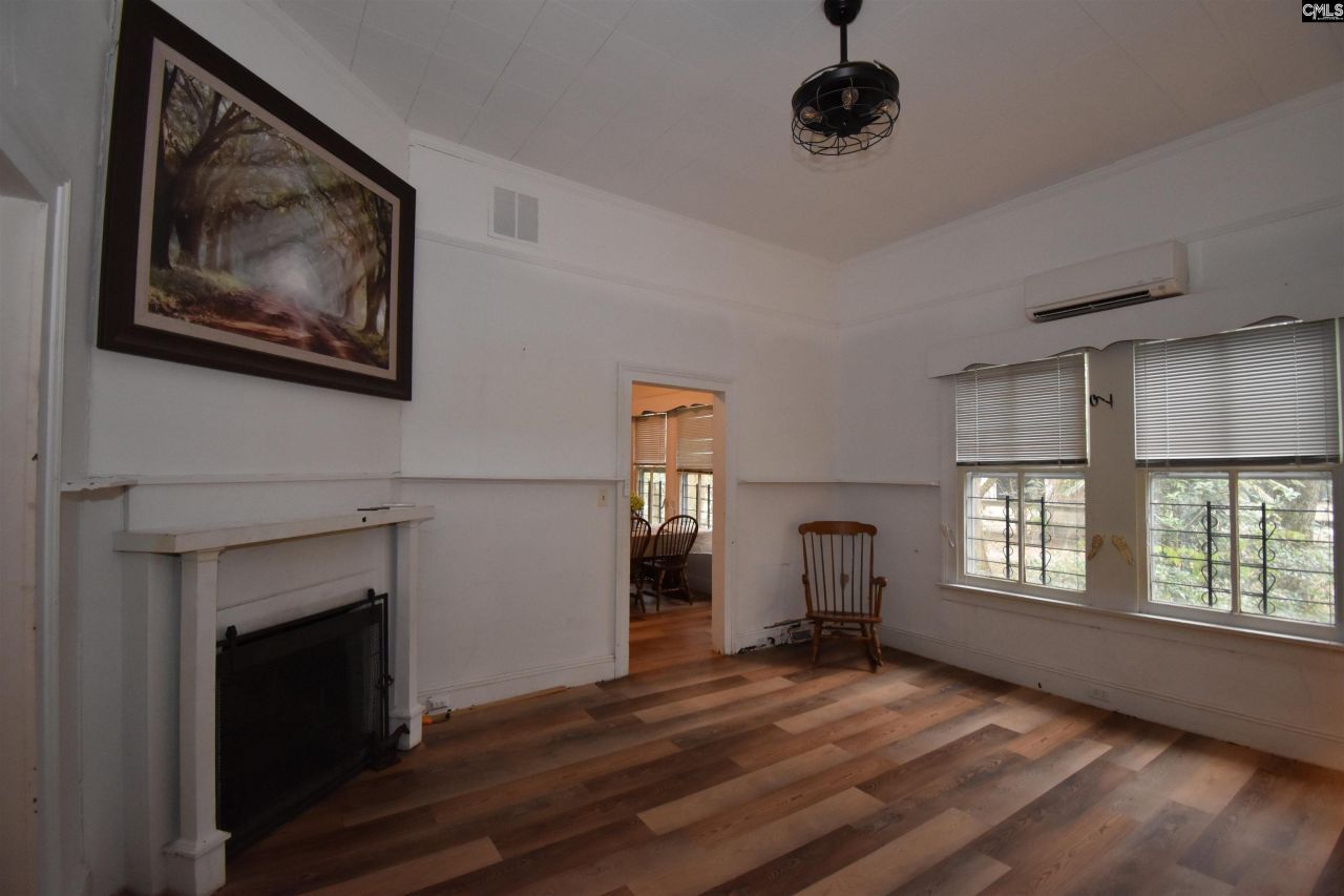 1917 Old Hopkins Road Photo 15