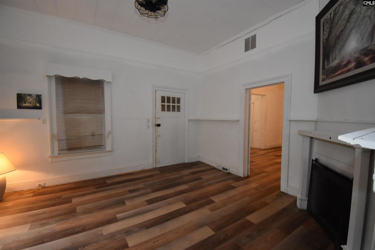 1917 Old Hopkins Road Photo 18