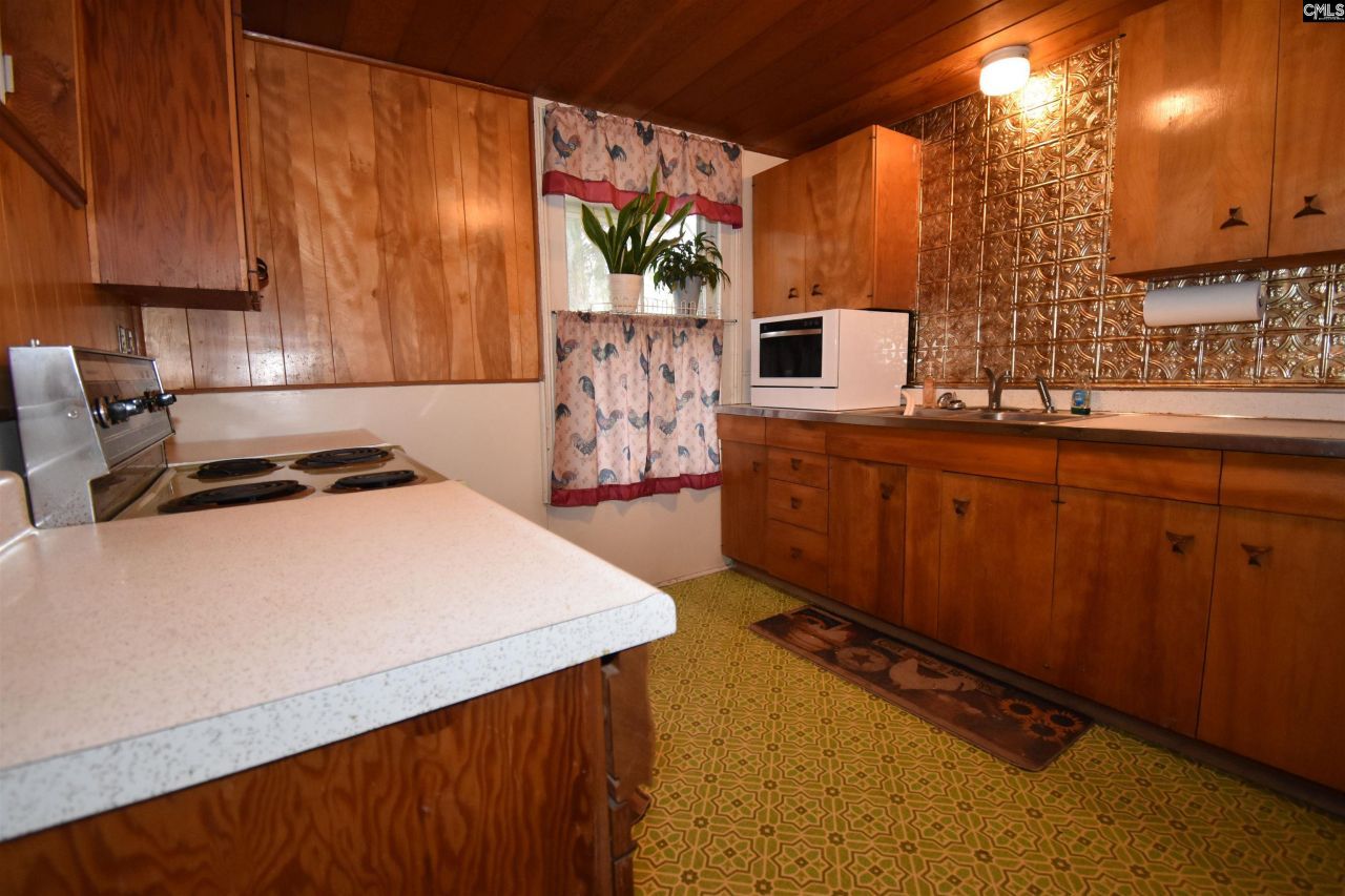 1917 Old Hopkins Road Photo 27