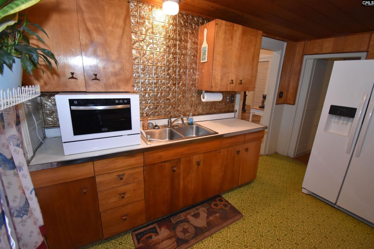 1917 Old Hopkins Road Photo 28