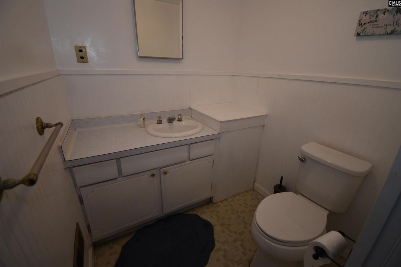 1917 Old Hopkins Road Photo 33