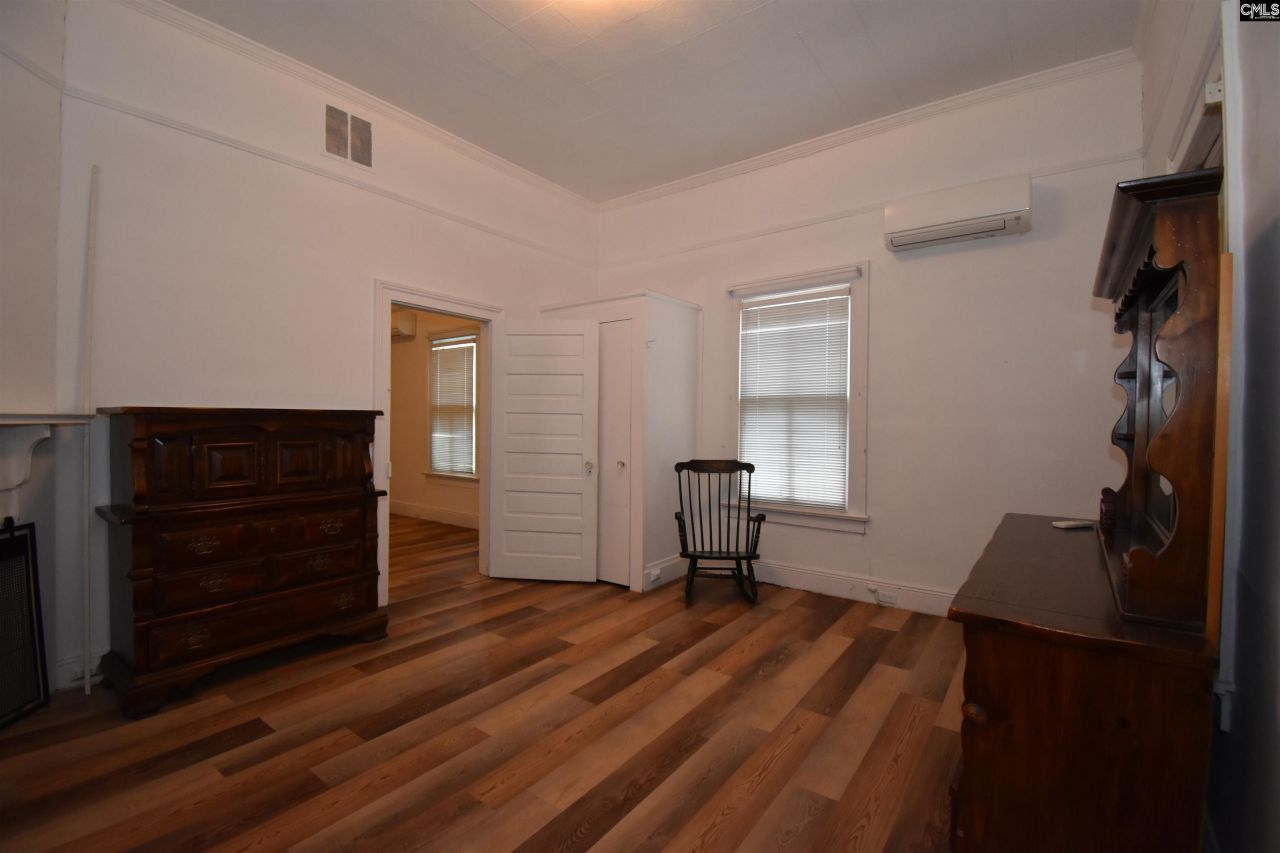 1917 Old Hopkins Road Photo 38