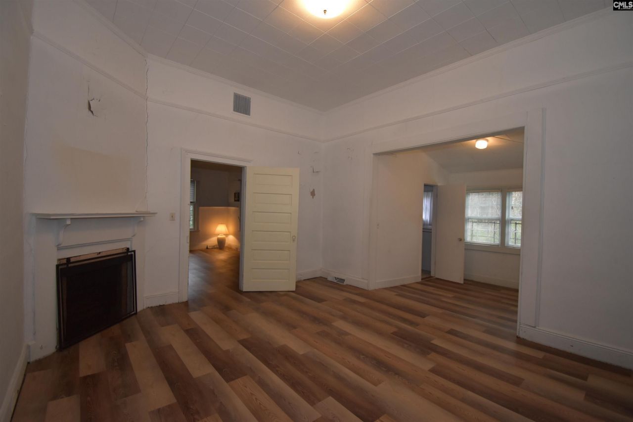 1917 Old Hopkins Road Photo 41