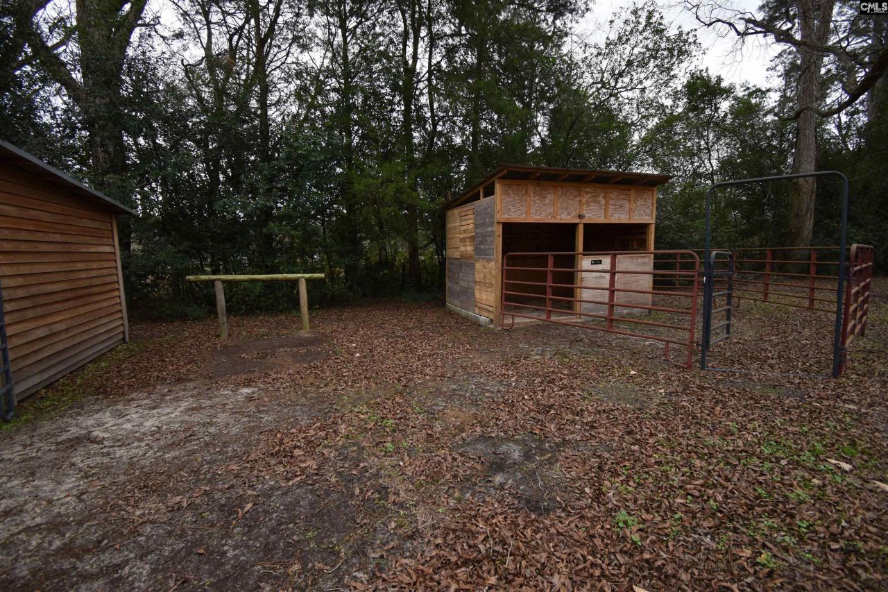 1917 Old Hopkins Road Photo 71