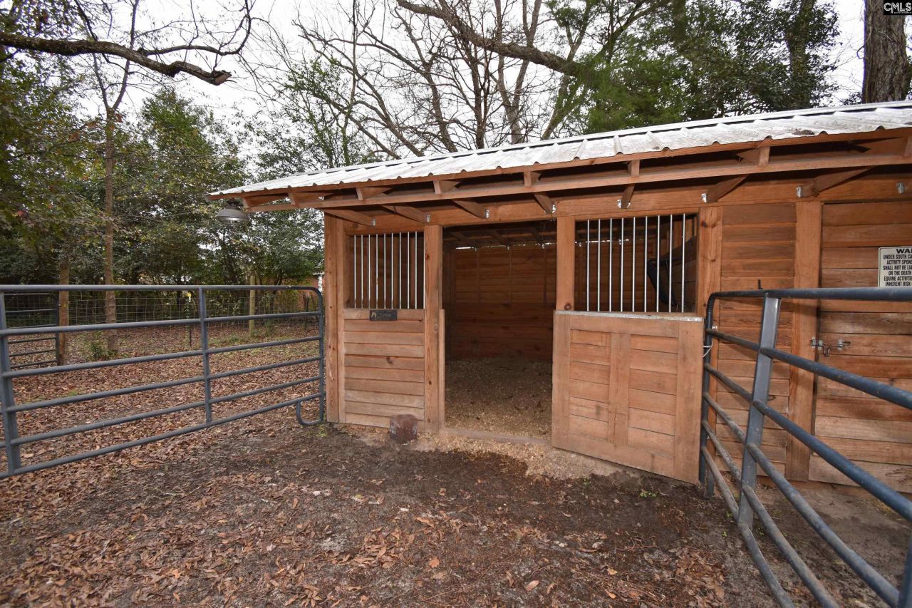 1917 Old Hopkins Road Photo 73