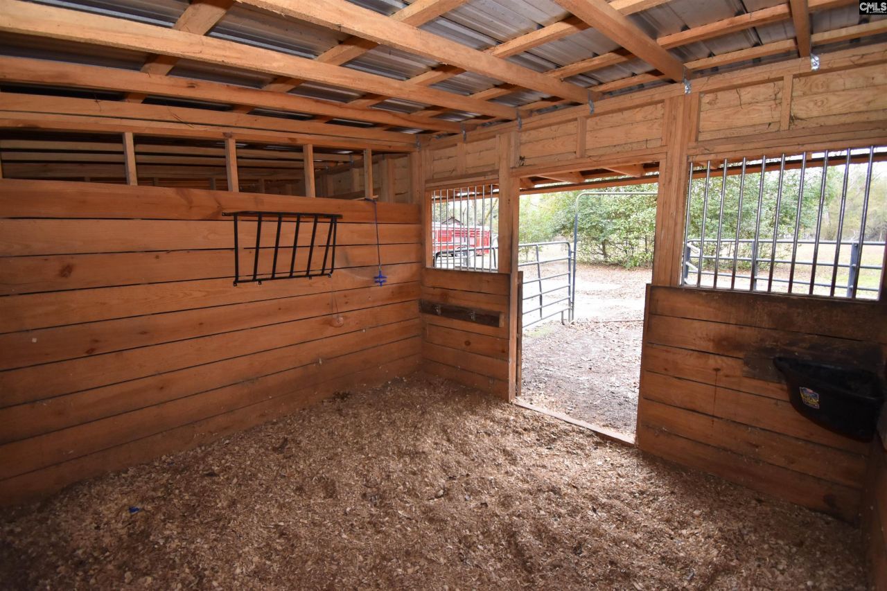 1917 Old Hopkins Road Photo 74