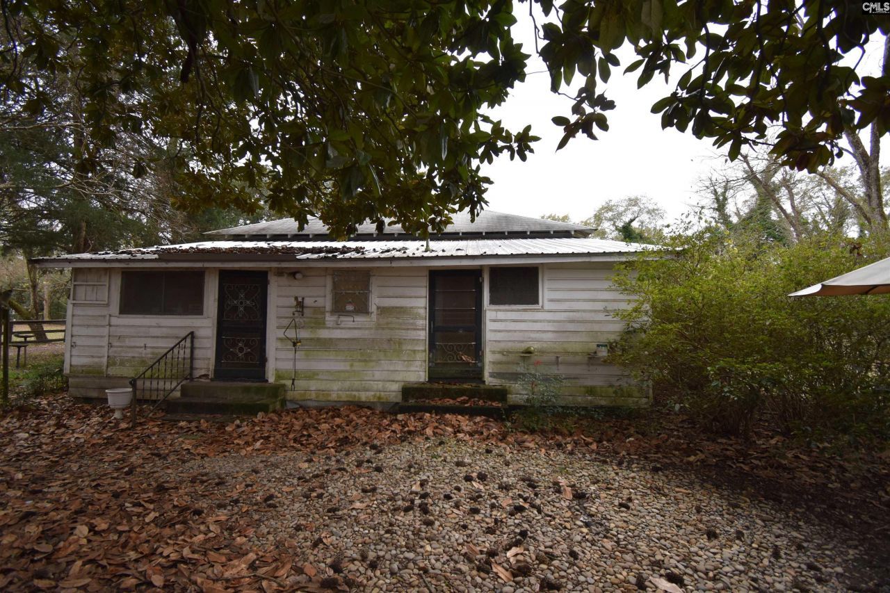 1917 Old Hopkins Road Photo 8